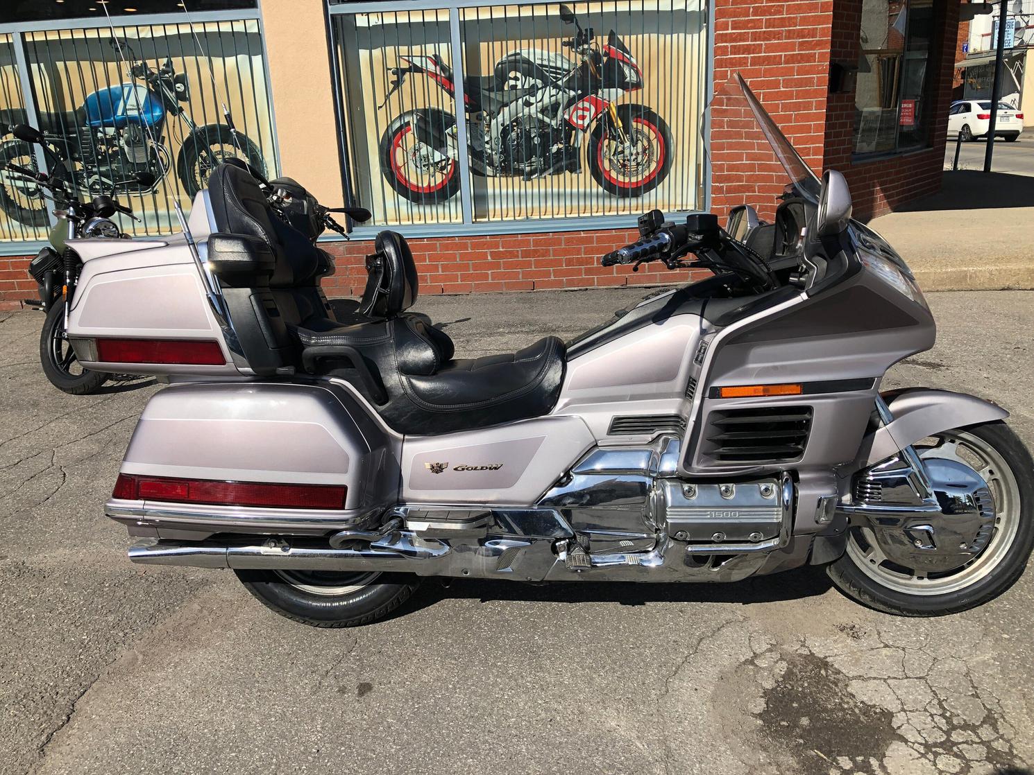 gl1500 accessories