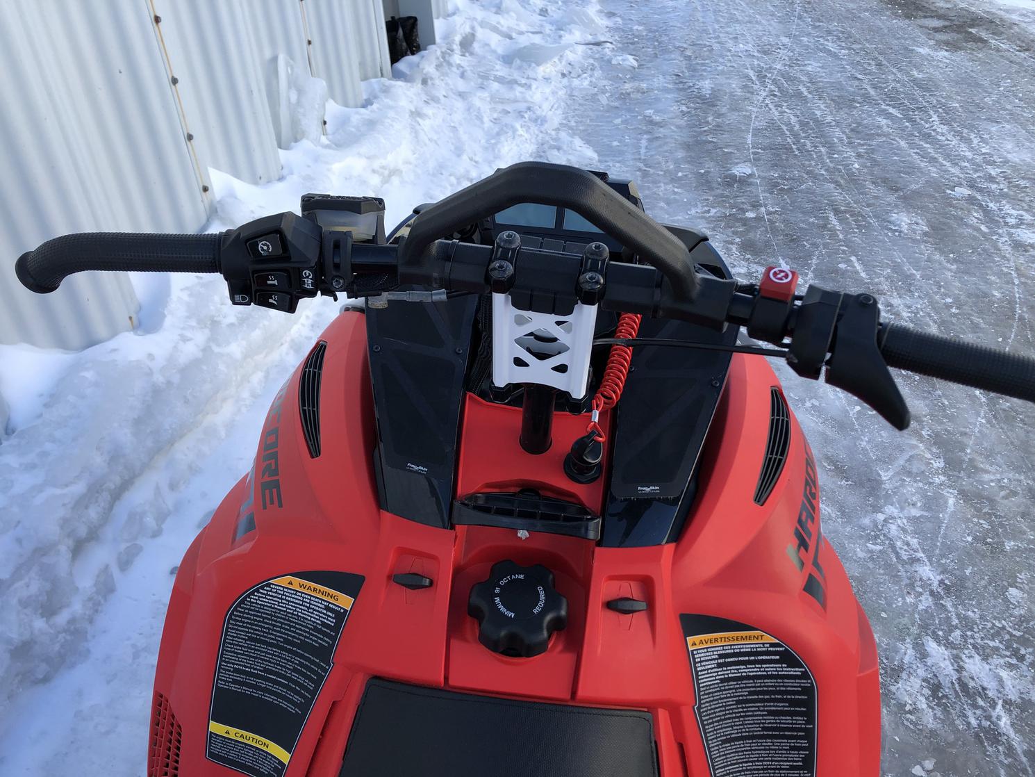 Arctic Cat M8000 Hardcore Alpha One 154 x 2.6 2021 d'occasion à