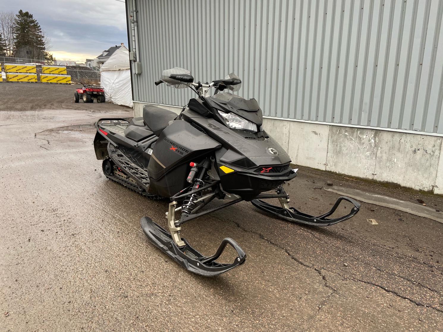 Used 2020 SkiDoo RENEGADE XRS 850 in Chicoutimi Imperium Used 2020 SkiDoo RENEGADE XRS 850 in Chicoutimi Imperium
