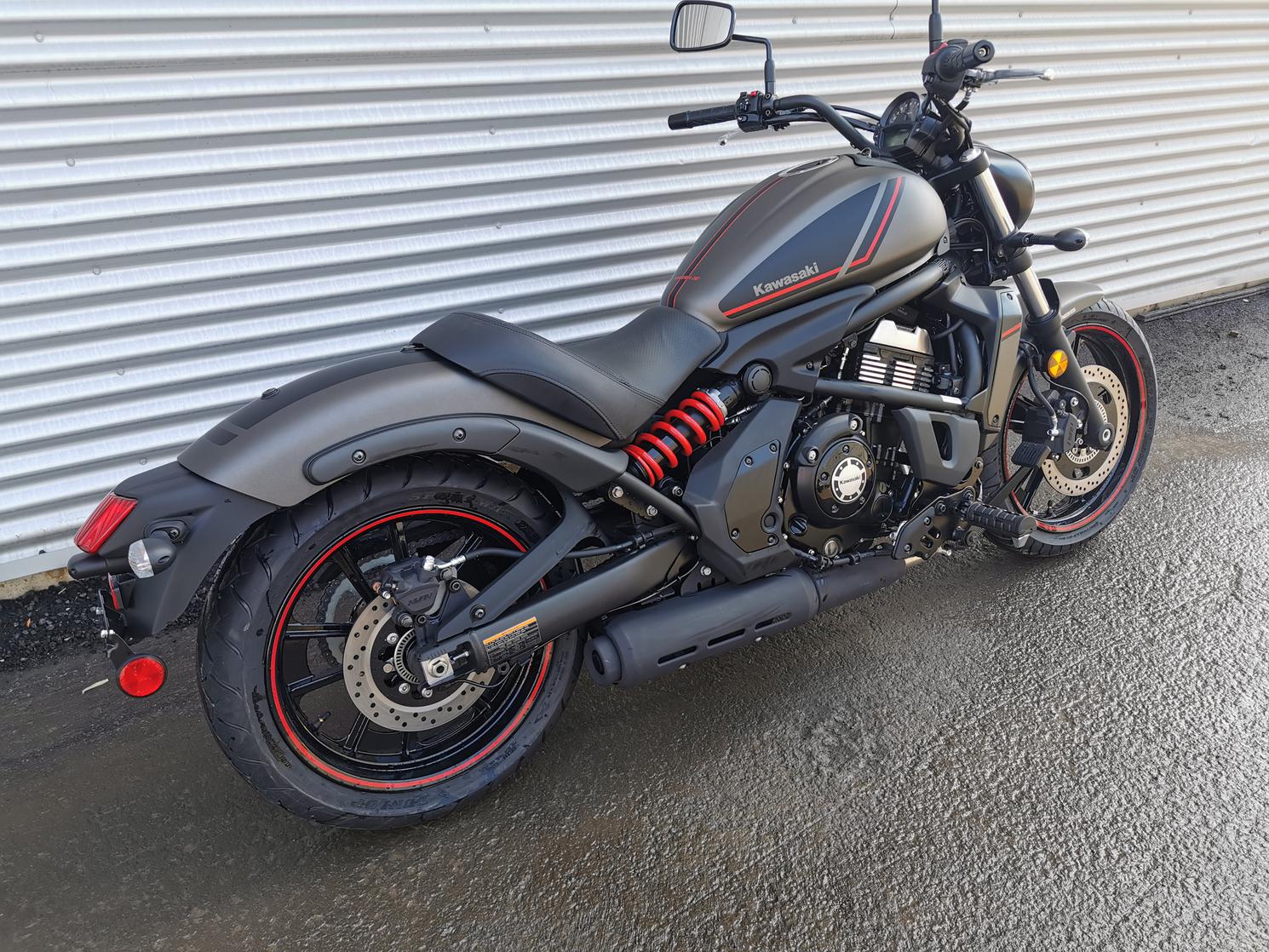 Suzuki vulcan s