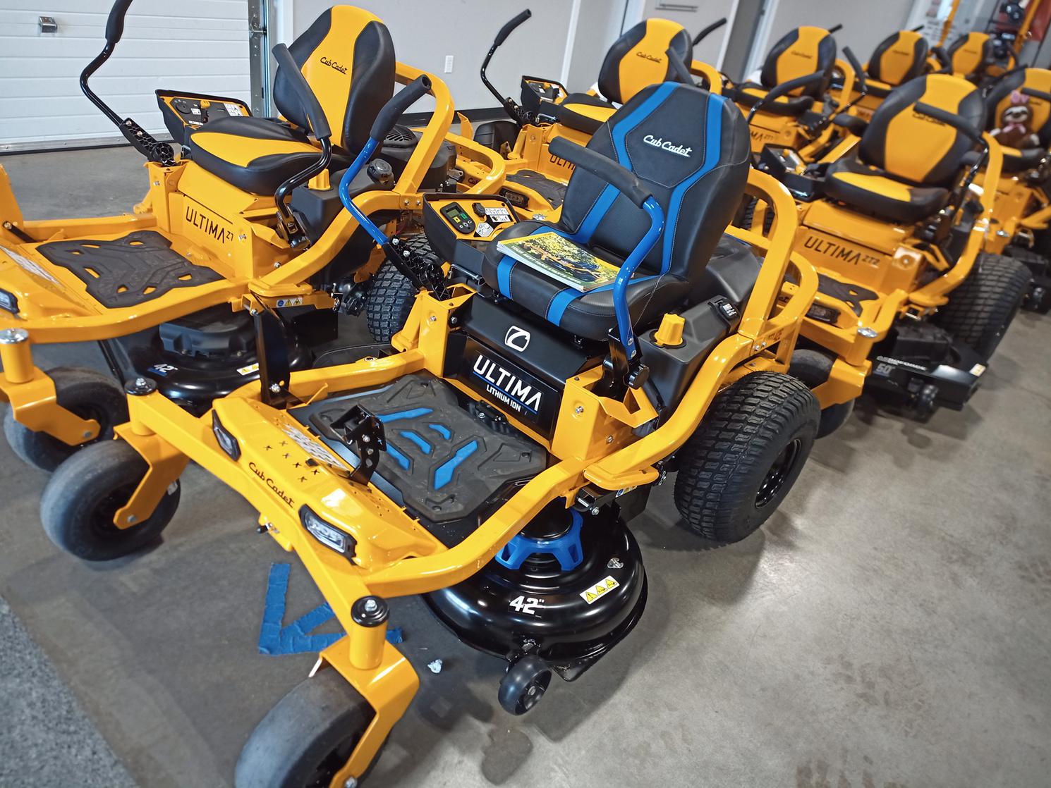 New 2021 Cub Cadet ZT1 42E in Bathurst Kerr's Chain Saw Ltd