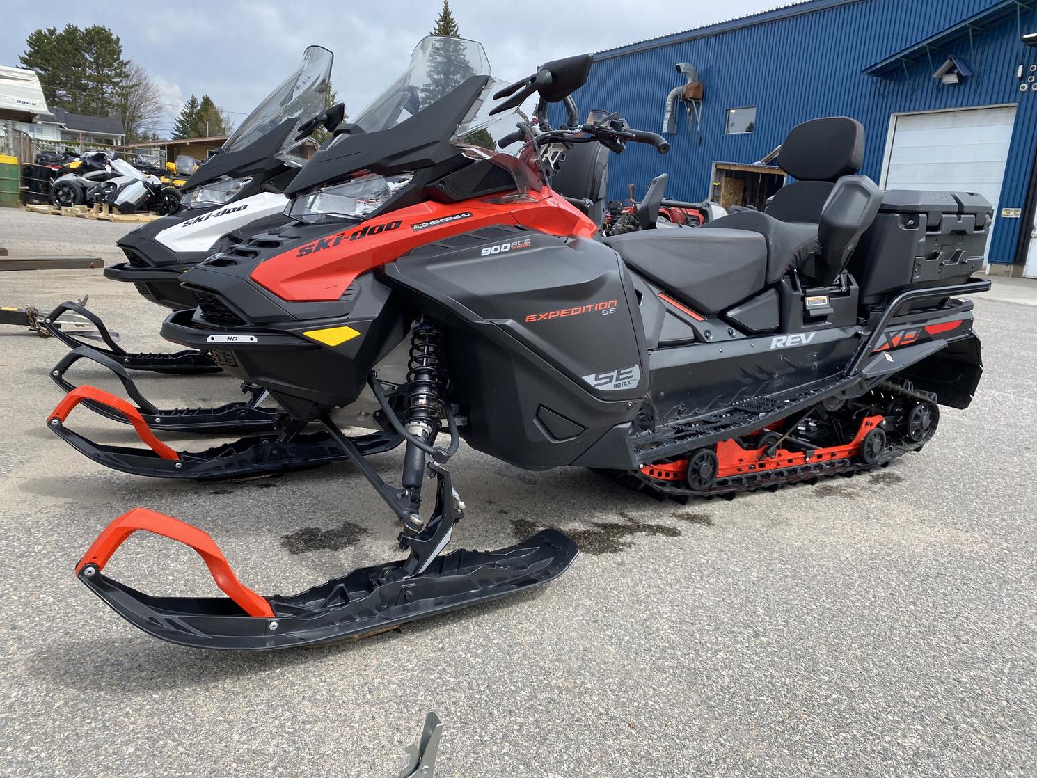 2020 Ski-doo 900 Ace Turbo Top Speed Ski-Doo Expedition SE 900 ACE Turbo 1.8 2020 d'occasion à Mont-Laurier