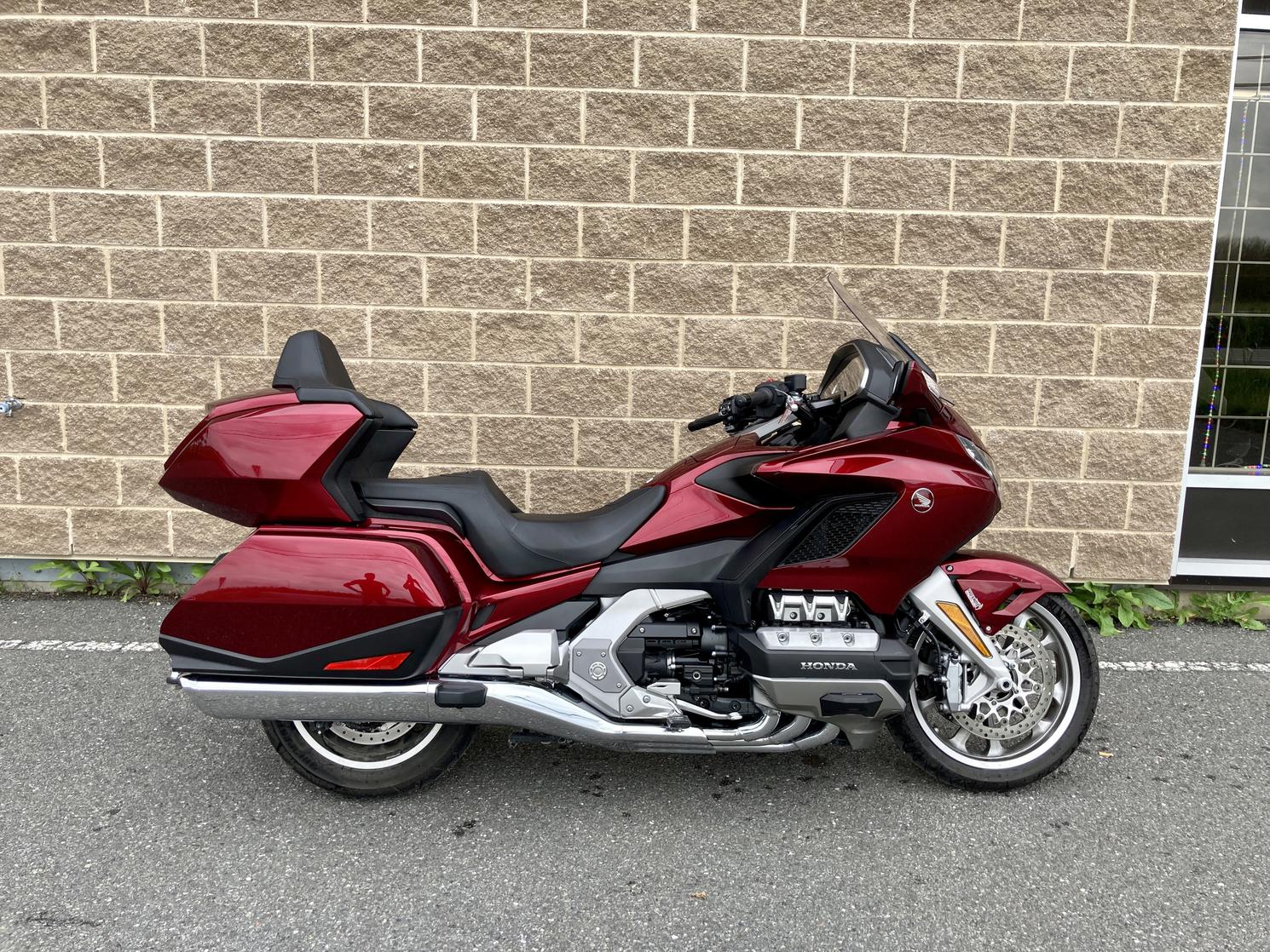Honda GL1800 Goldwing Touring 2018 d'occasion à Beloeil Profil Moto