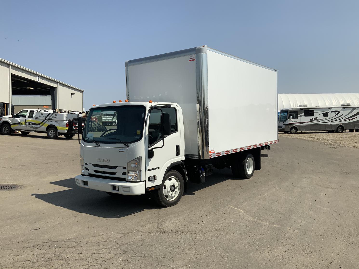 2021 Isuzu NRR - Van Body