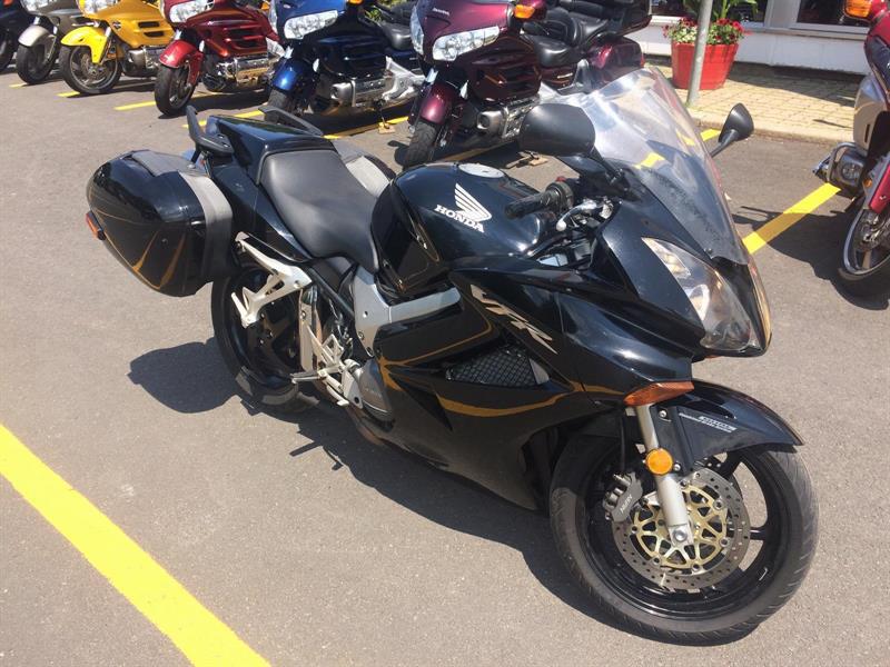 Honda vfr 800 2002