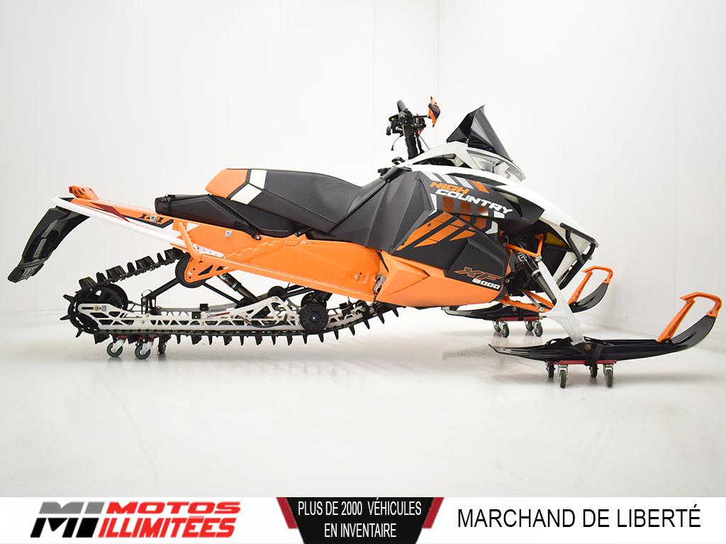 2017 Arctic Cat XF 8000 High Country 141 Snowmobiles Motos Illimitées