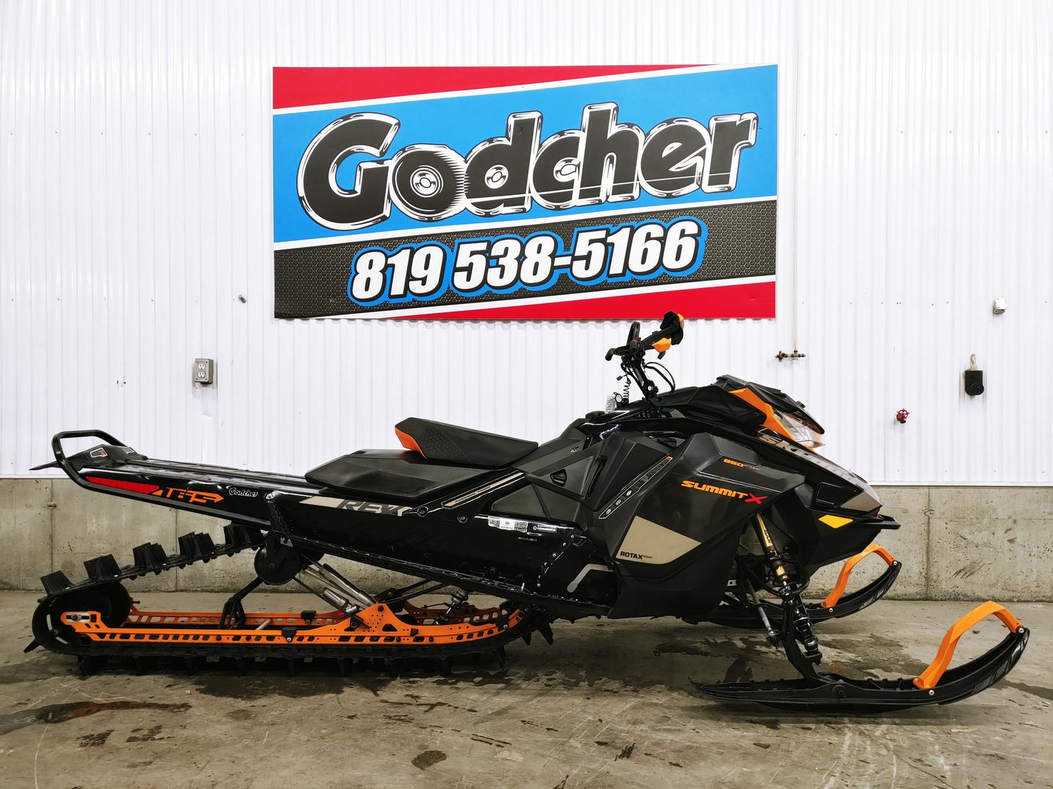 Ski-Doo Summit X Expert 850 E-Tech 2020