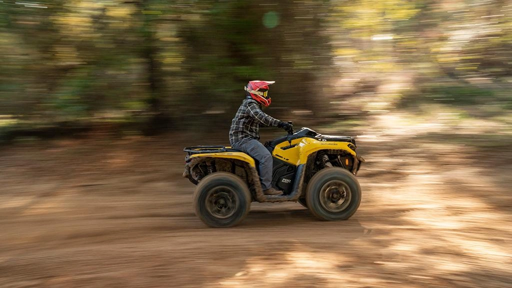Can Am Vtt Outlander 500700 Media 2 alt