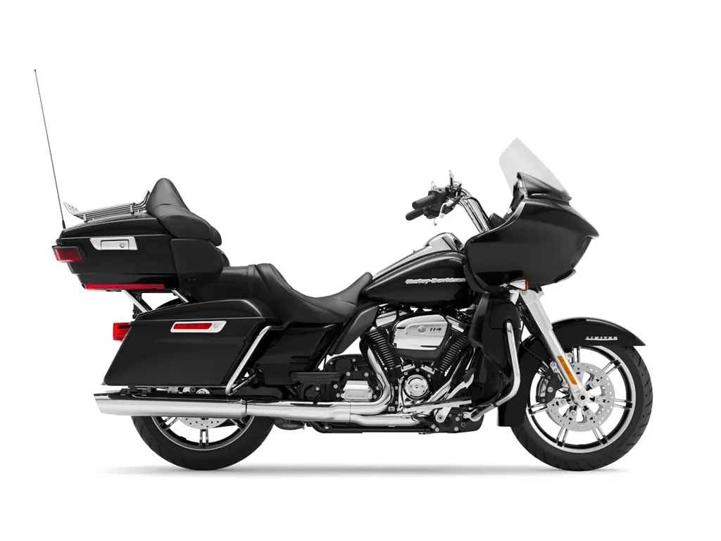 2022 Harley-Davidson Road Glide™ Limited Vivid Black (Chrome Finish)