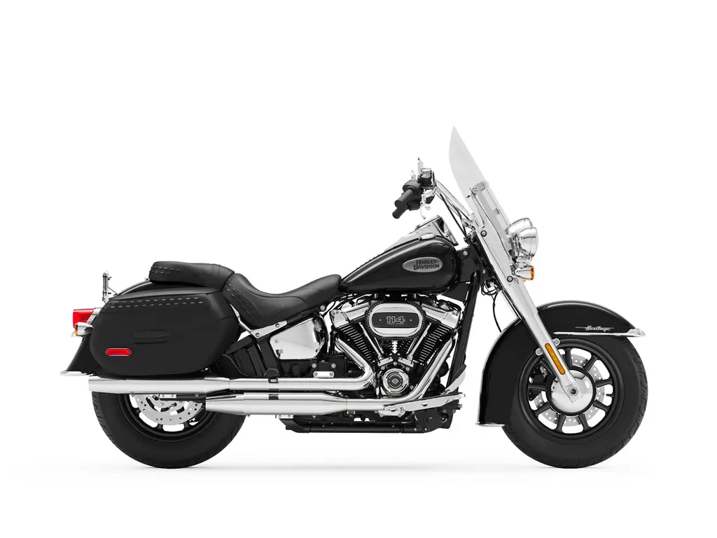 Harley-Davidson Heritage Classic Vivid Black (Chrome Finish w/ Cast Wheels) 2022