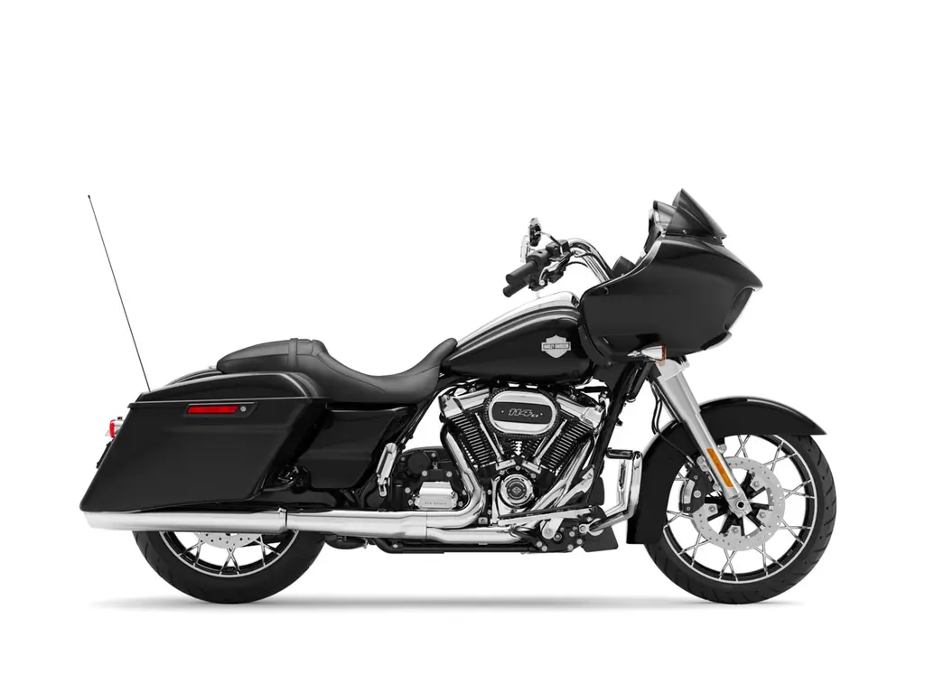 2022 Harley-Davidson Road Glide™ Special Vivid Black (Chrome Finish)