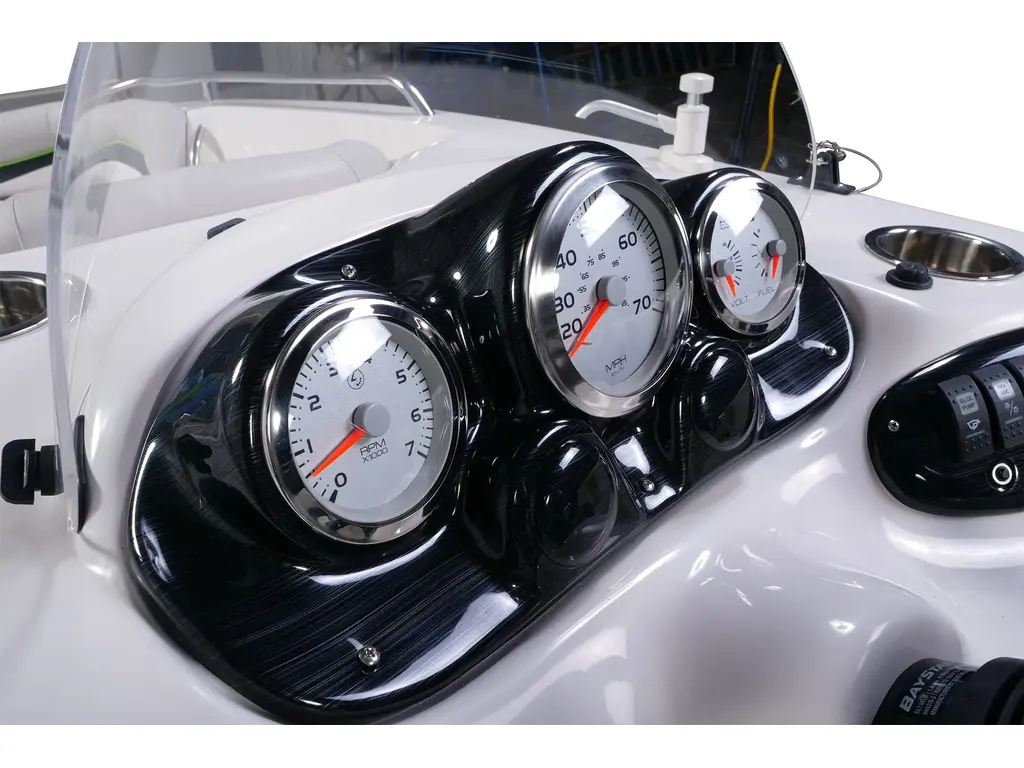 2023 Legend Boats Vibe D20