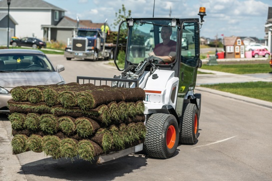 Bobcat Small Articulated Loaders L28