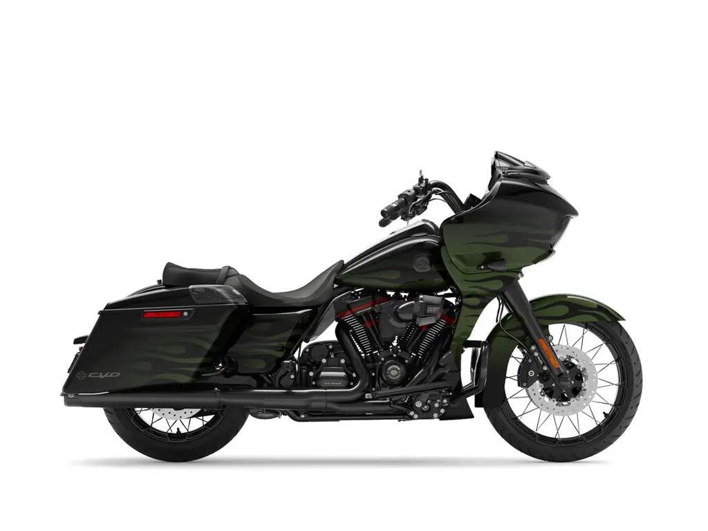 2022 Harley-Davidson CVO™ Road Glide™ Envious Green Fade