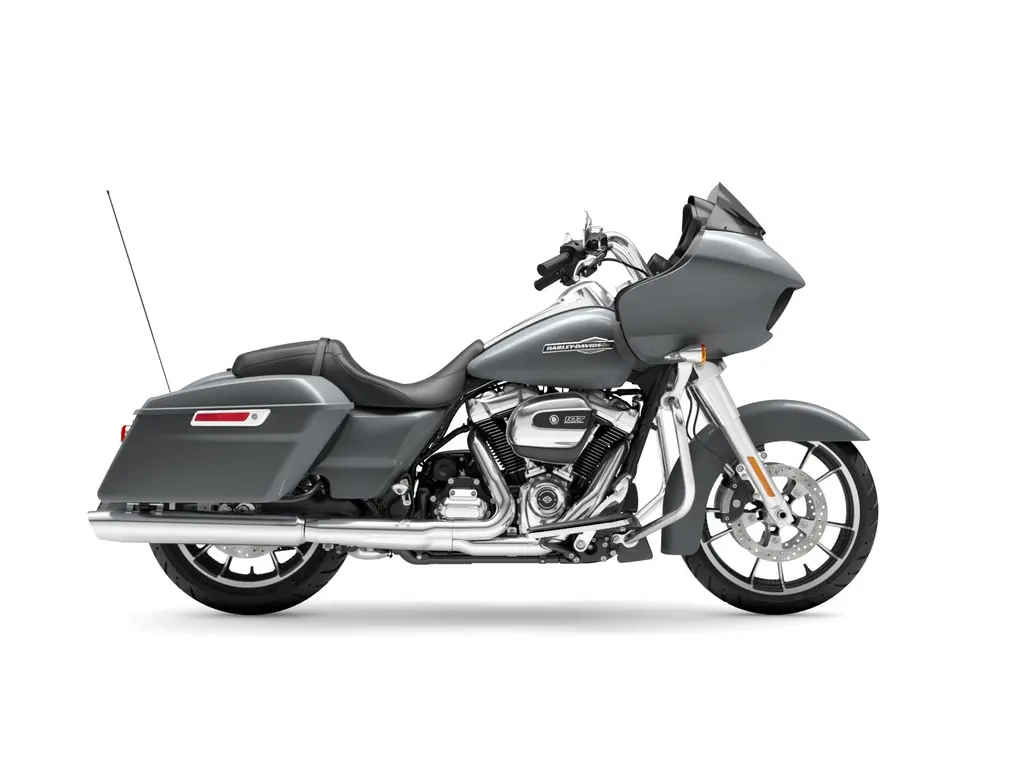 2023 Harley-Davidson Road Glide™ Atlas Silver Metallic