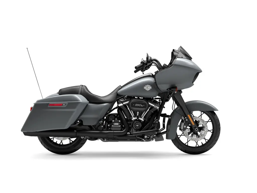 2023 Harley-Davidson Road Glide™ Special Atlas Silver Metallic (Black Finish)