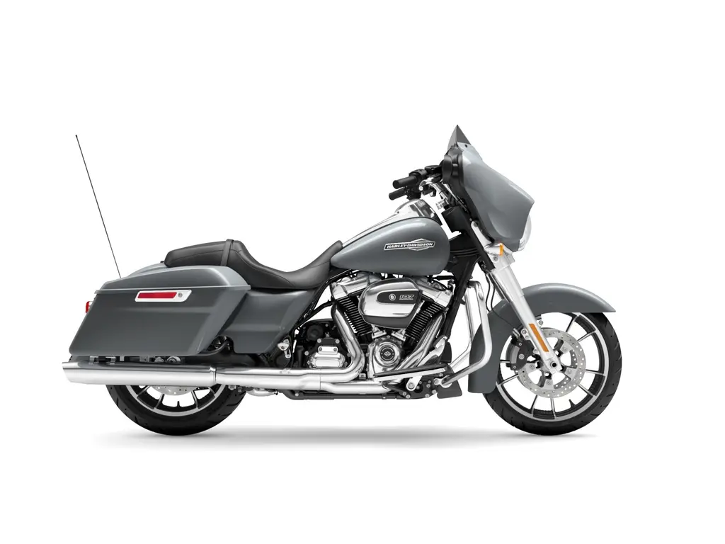 2023 Harley-Davidson Street Glide™ Atlas Silver Metallic