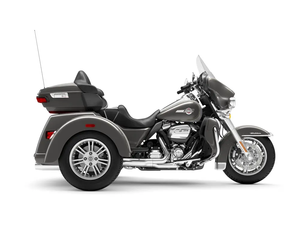 Harley-Davidson Tri Glide™ Ultra Gray Haze / Silver Fortune 2023