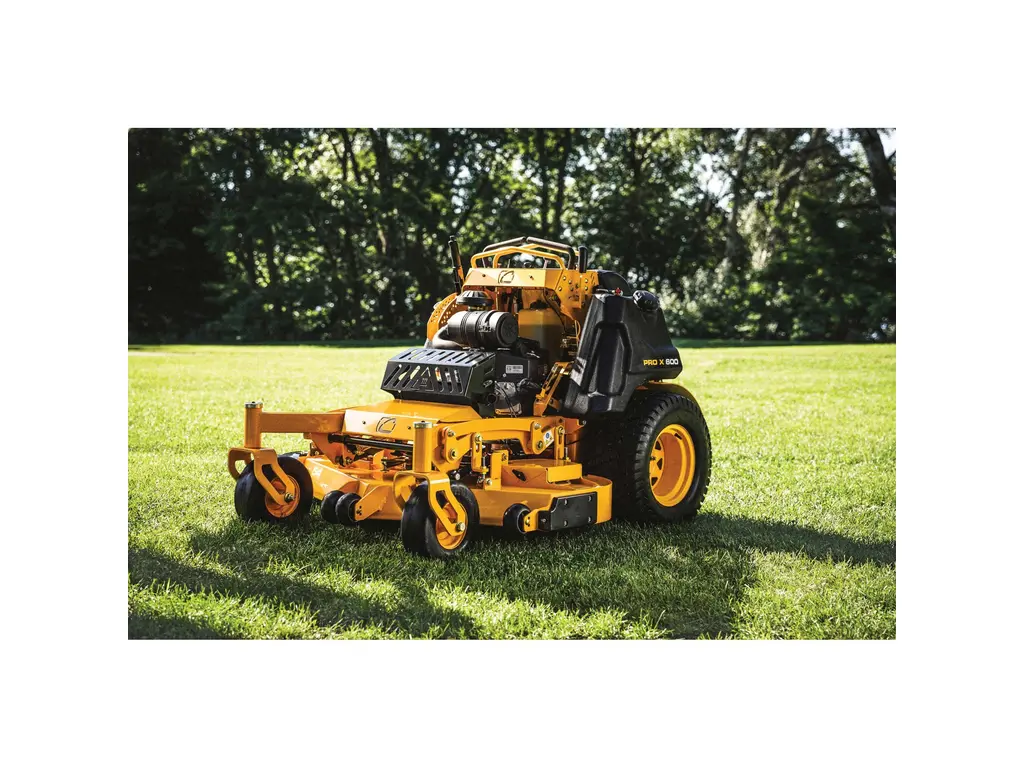 Cub Cadet PRO X 654 EFI
