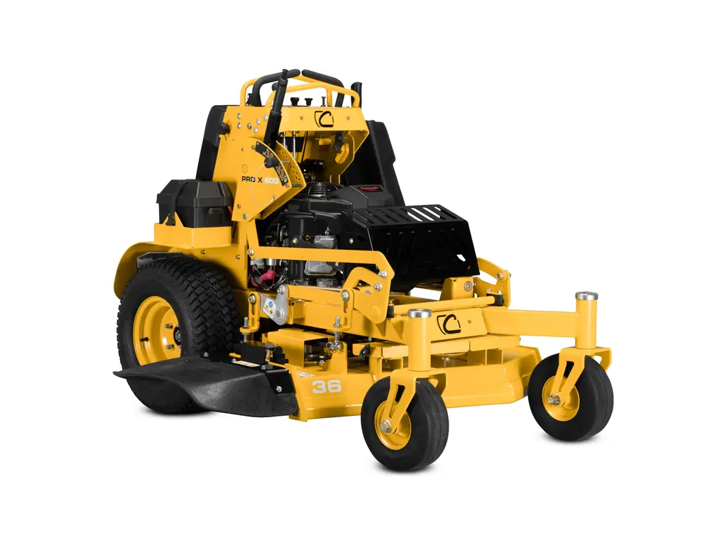 Cub Cadet PRO X 636