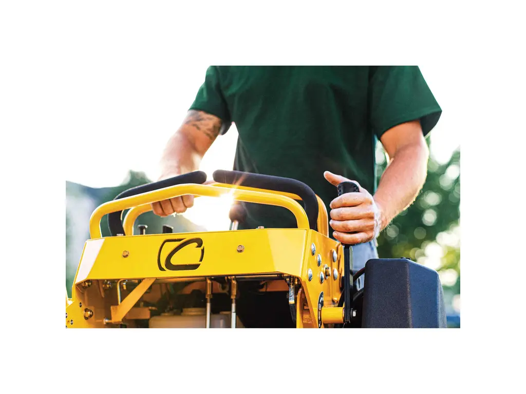 Cub Cadet PRO X 648