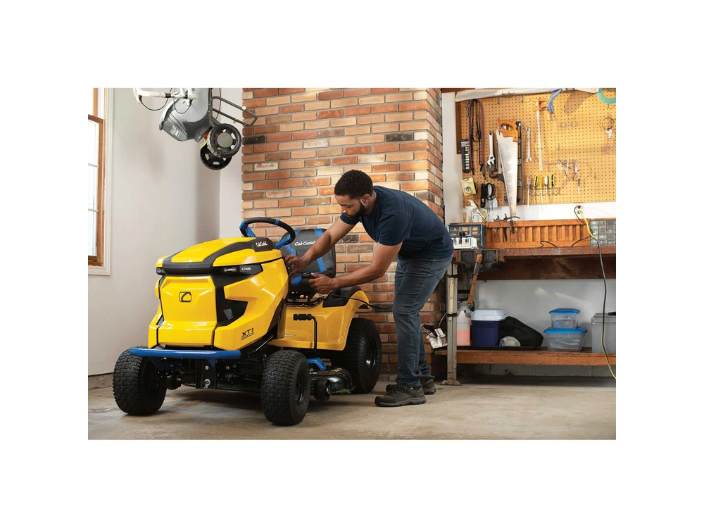 Cub Cadet XT1 LT42E XT1 LT42E alt