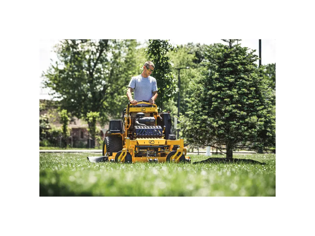 Cub Cadet PRO X 654 EFI