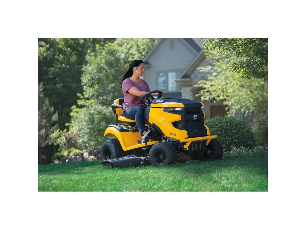 Cub Cadet XT2 LX46