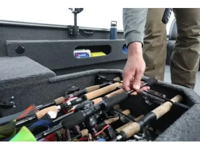 Lund 1775 Pro Guide Tiller