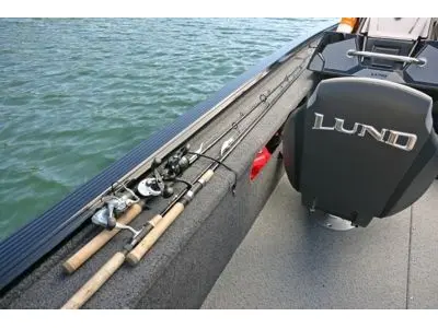 Lund 2075 Pro-V Musky XS