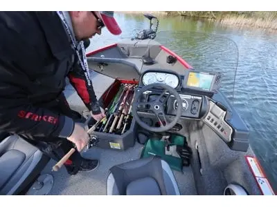 Lund 1775 Adventure SS