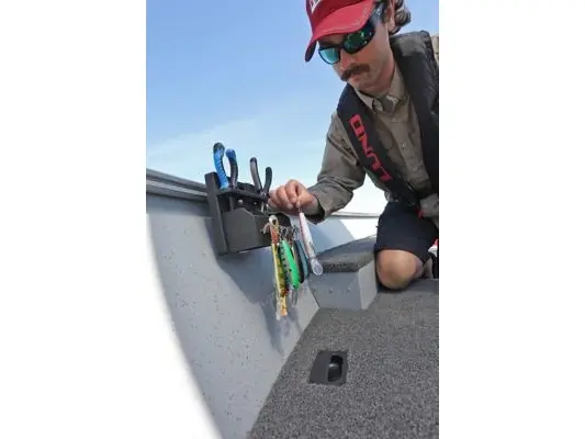 Lund 1600 Fury Tiller