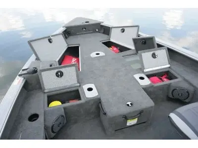 Lund 1875 Pro Guide Tiller