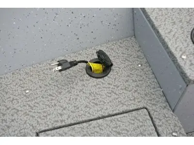 Lund 2000 Alaskan Sport