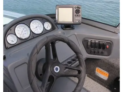 Lund 2000 Alaskan Sport