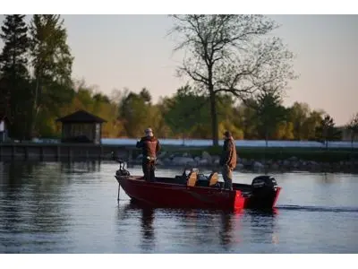 Lund 1775 Adventure SS