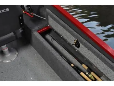 Lund 1650 Angler Tiller