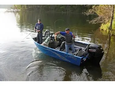 Lund 1650 Rebel XL Tiller