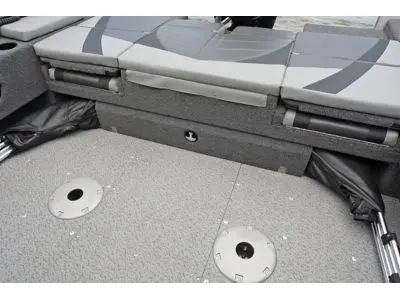 Lund 1775 Adventure SS