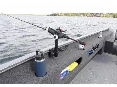 Lund 1775 Pro Guide Tiller