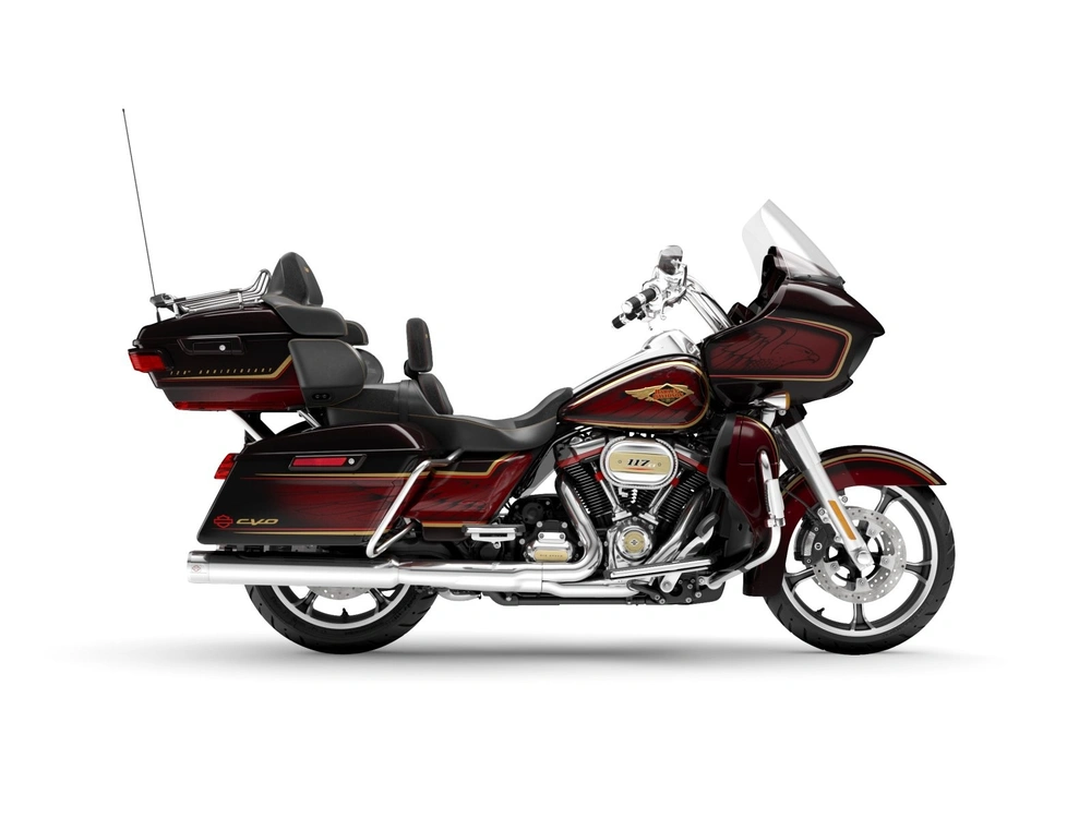 2023 Harley-Davidson Road Glide™ CVO™ Road Glide™ LTD Anniversary Heirloom Red Fade alt