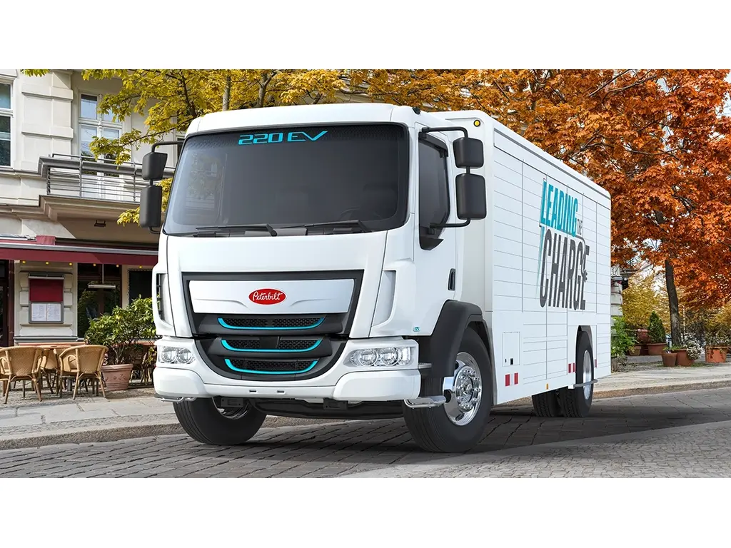 Peterbilt 220EV