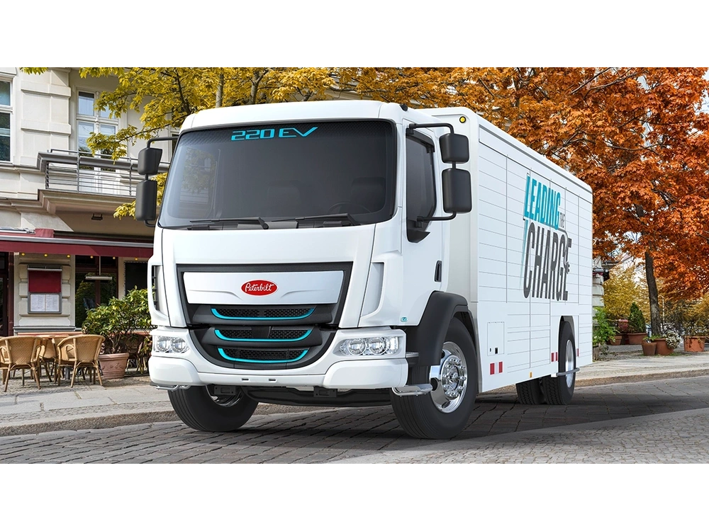 Peterbilt 220EV 220EV alt