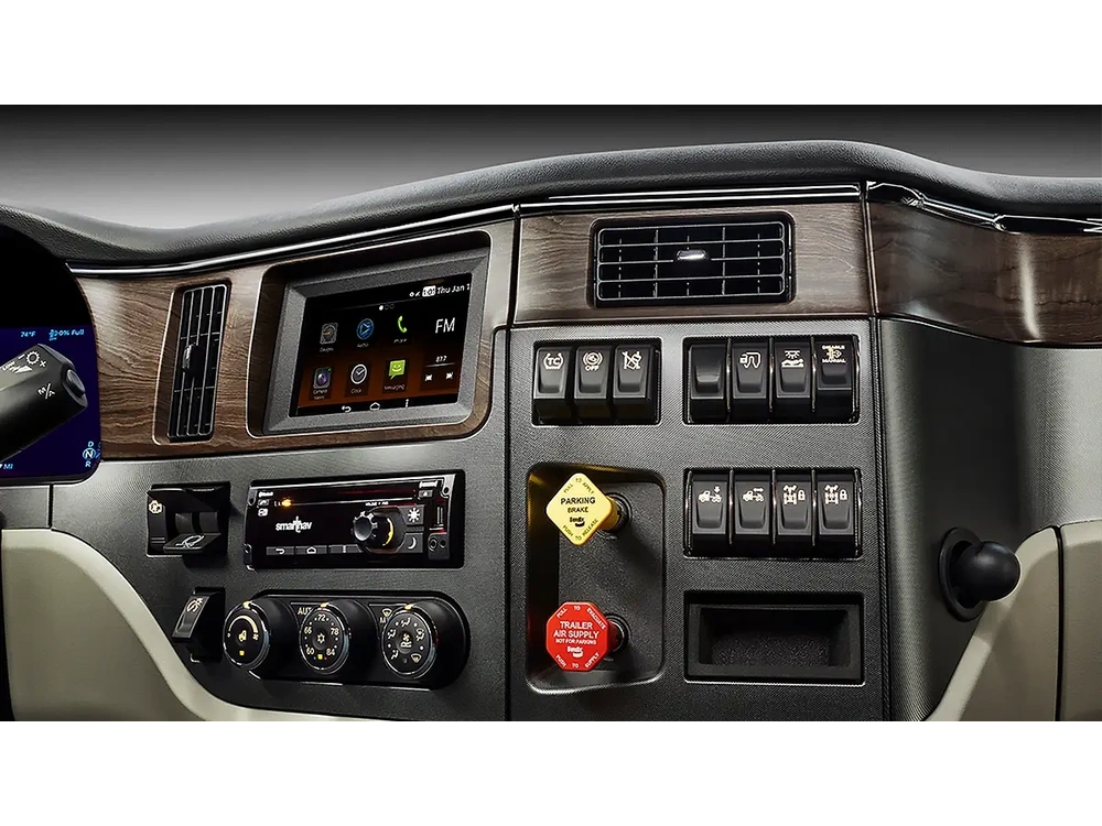 Peterbilt 567 567 alt