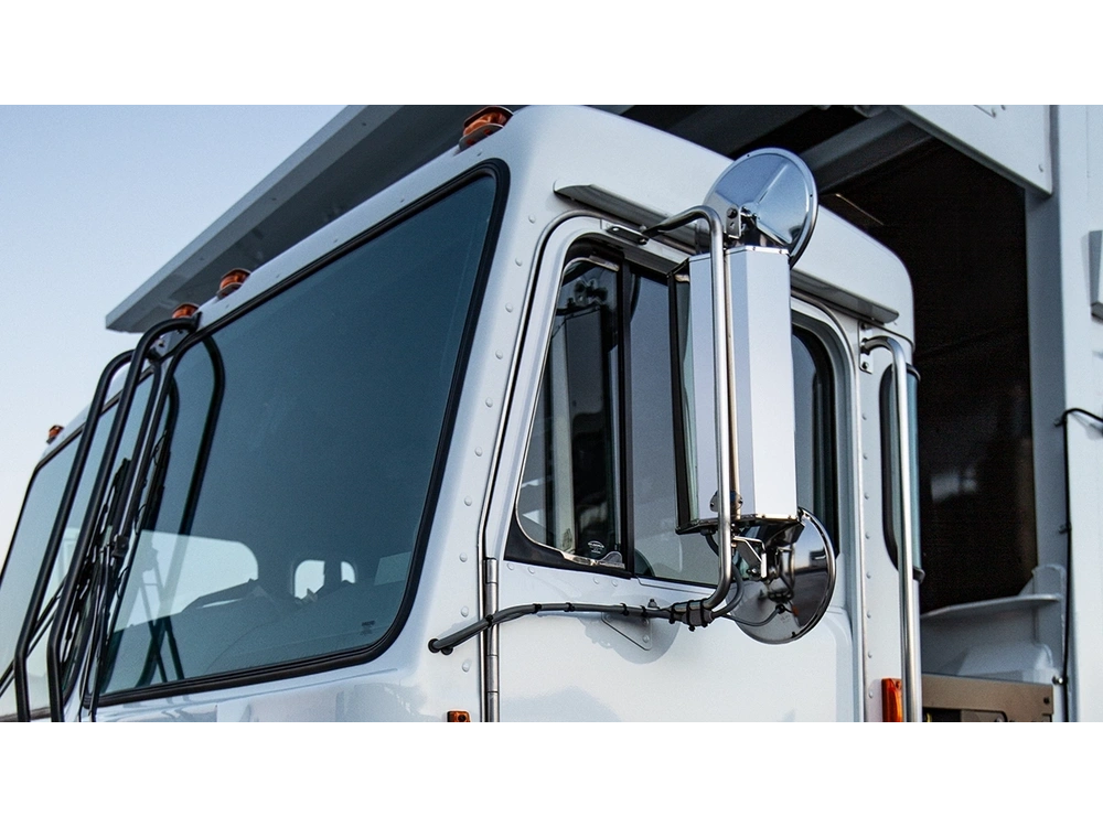 Peterbilt 520 520 alt