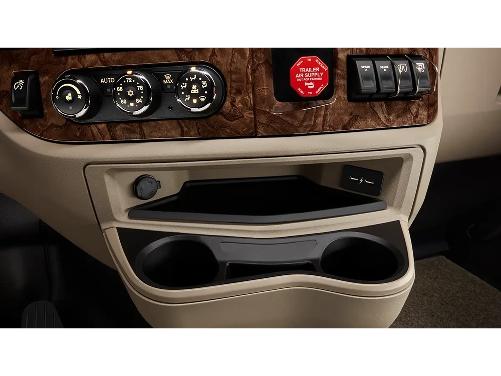 Peterbilt 589 589 alt
