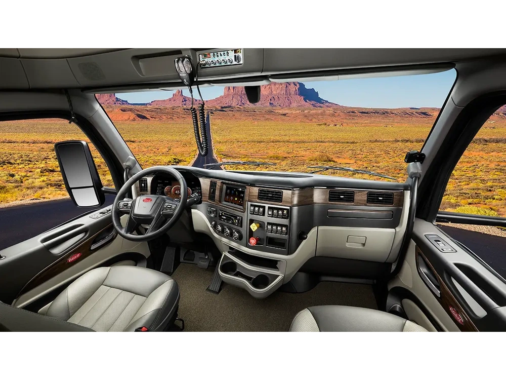 Peterbilt 579 579 alt