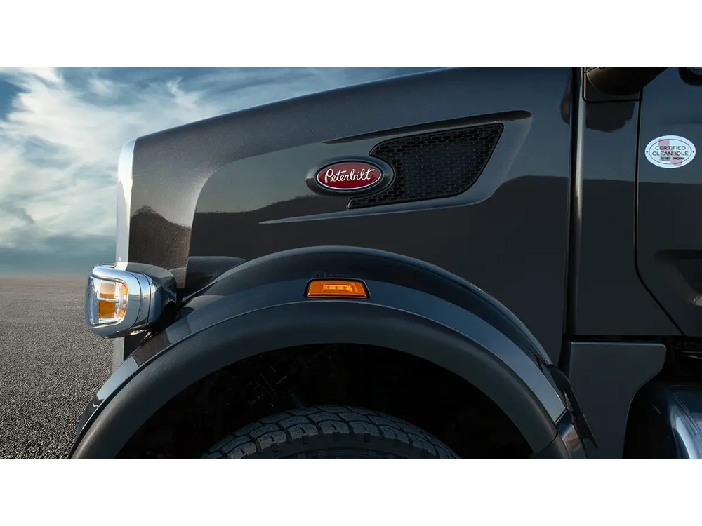 Peterbilt 567 567 alt
