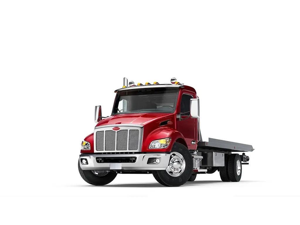 PETERBILT／THE EVOLUTION OF CLASS Peterbilt : The Evolution of Class by Johnson, Warren A.: VG