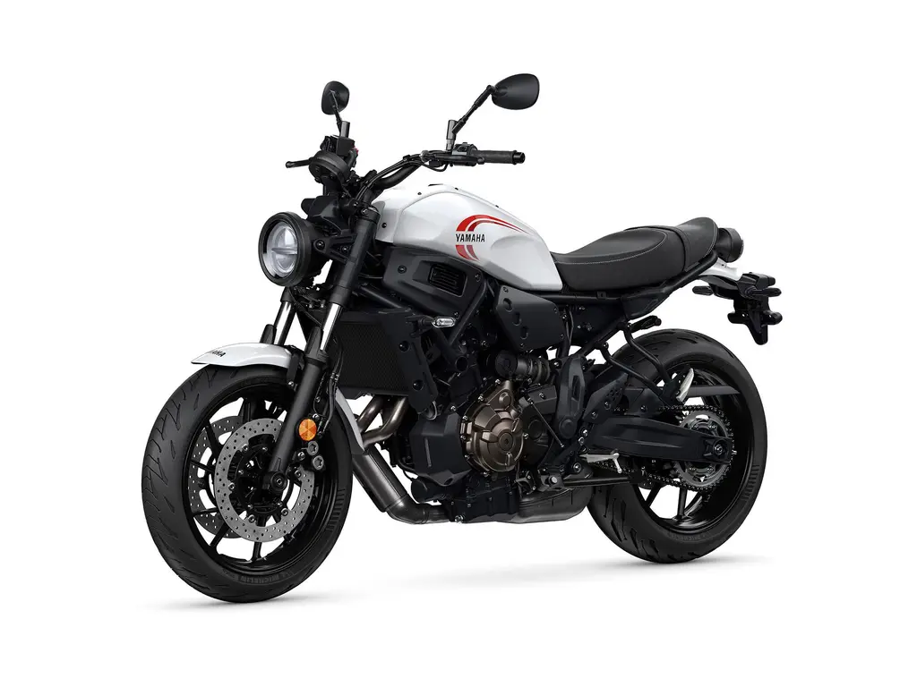 2024 Yamaha XSR700 Heritage White